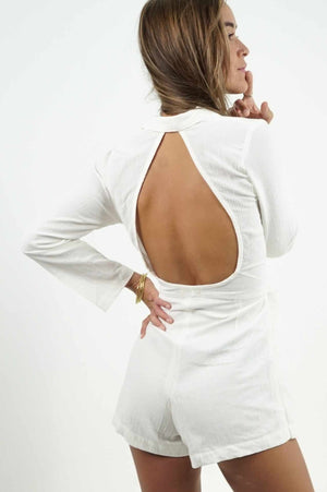 
            
                Load image into Gallery viewer, Round backless playsuit in white. Elegant playsuit with long sleeves.
            
        