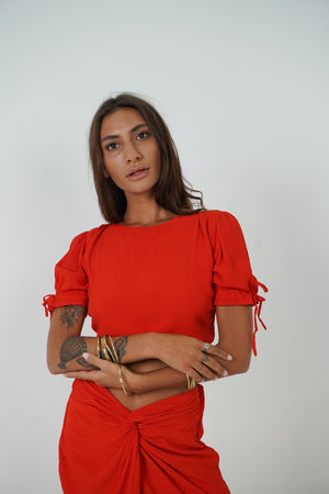 
            
                Charger l&amp;#39;image dans la galerie, puffy sleeves crop top red back cartel
            
        